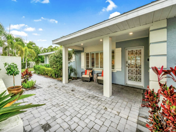 Lido Key Vacation House with Pool Near St. Armands Circle